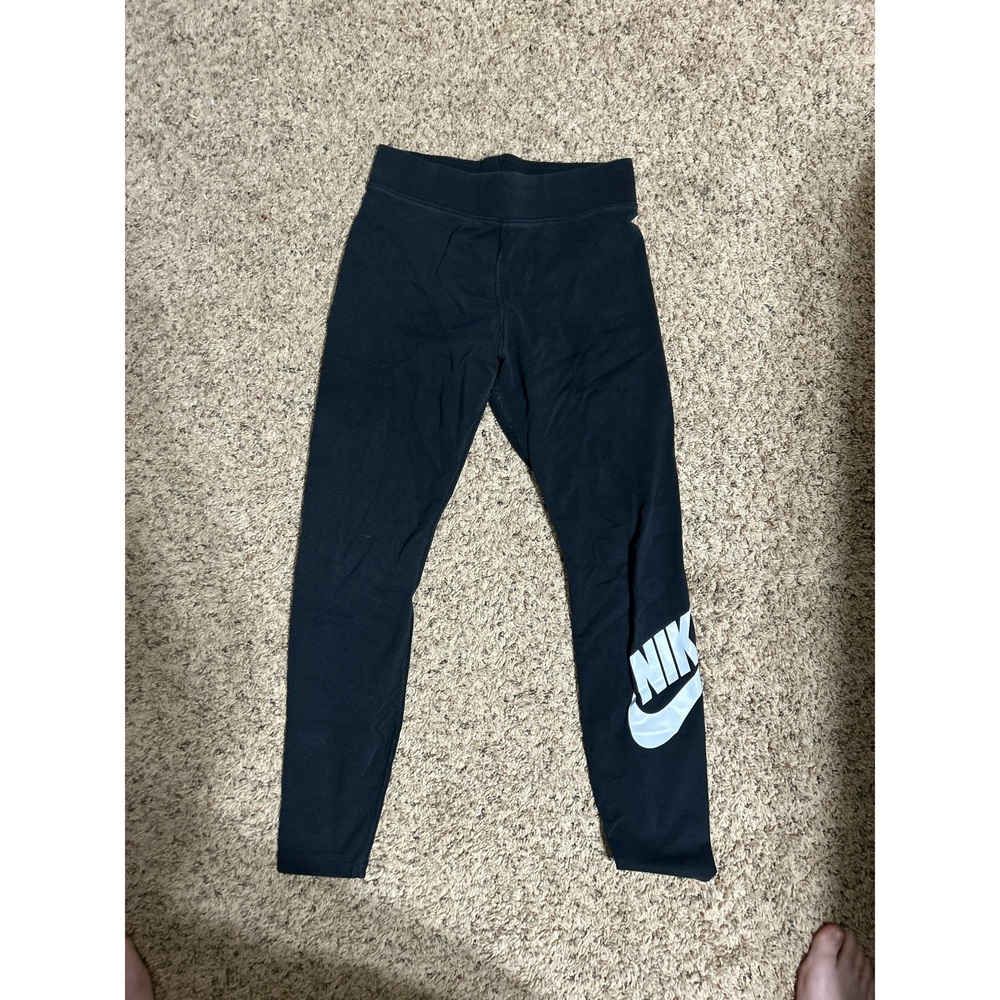 Nike Swoosh Leggings